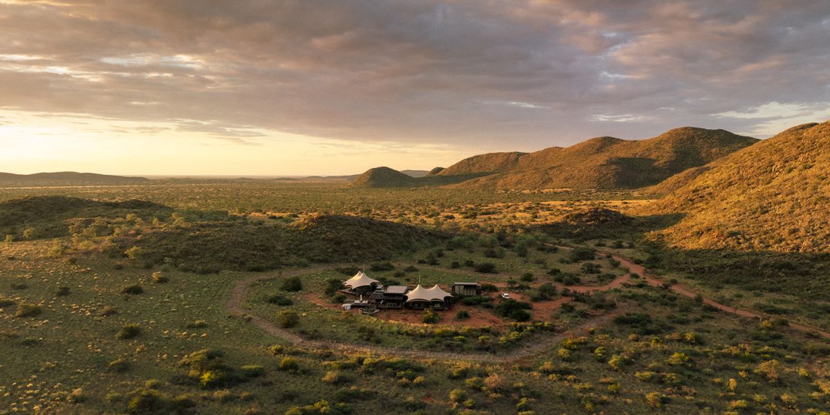 Loapi in the vast Kalahari landscape